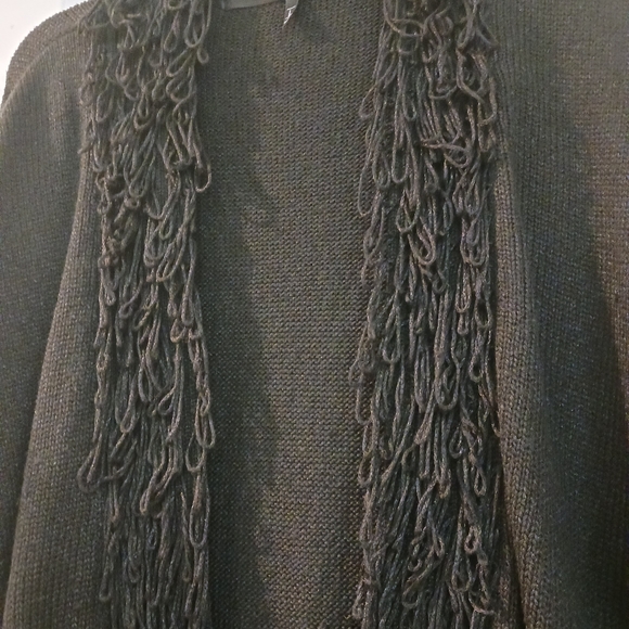 Women's Sweater - Picture 2 of 3